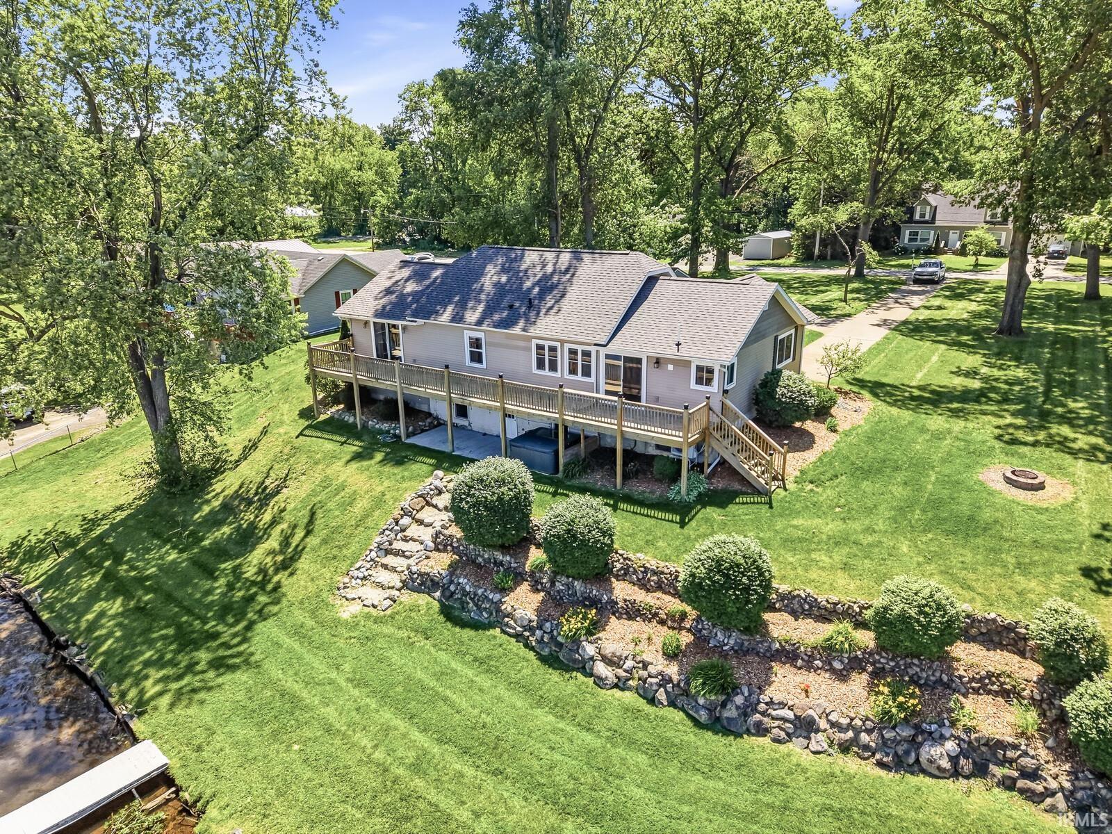 10287 Vistula Road Osceola, IN 46561 - Photo 1 of 44