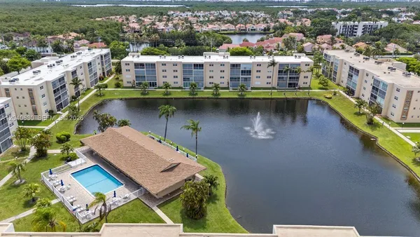 $225,000 | 414 Southeast 10th Street, Unit 108, Dania Beach, FL 33004