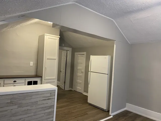 $725 | 443 Greenwood Avenue, Unit 3, Clarksville, TN 37040