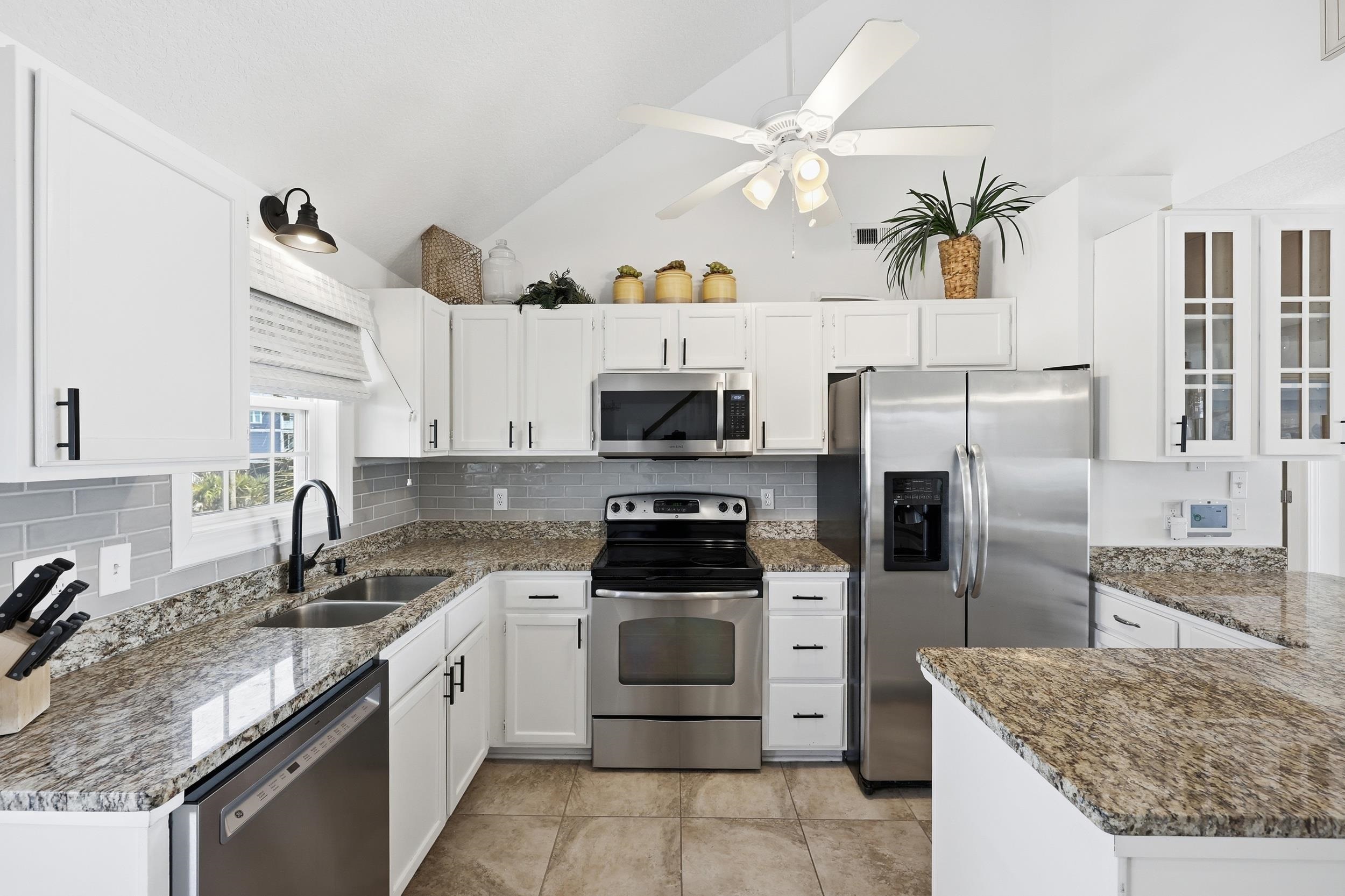899 South Waccamaw Drive Murrells Inlet, SC 29576 - Photo 7 of 42