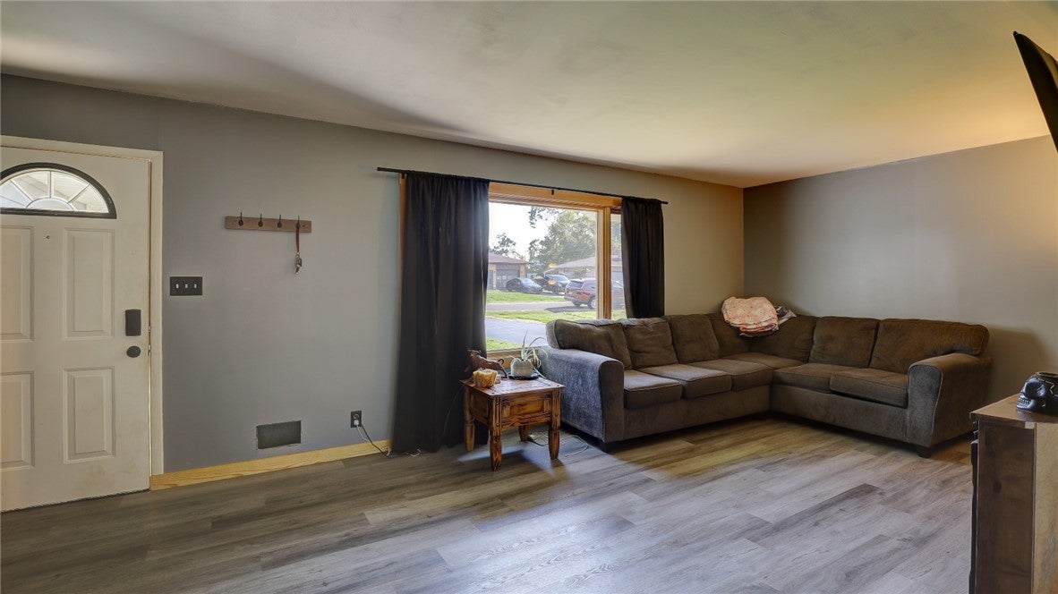 40 Berry Drive Decatur, IL 62526 - Photo 7 of 28 Gallery Image 7