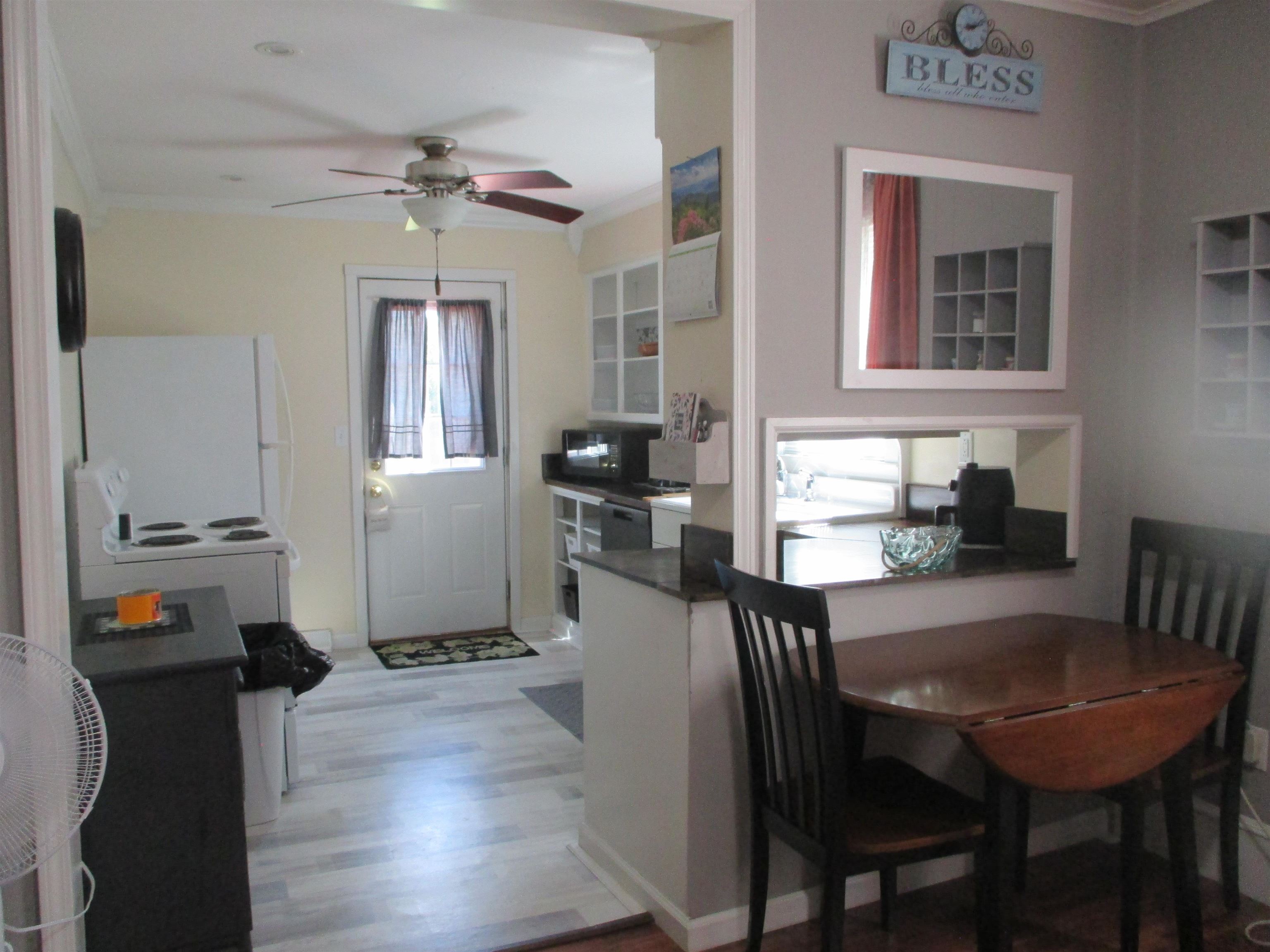 107 West Hall Street Shepherd, MI 48883 - Photo 10 of 20