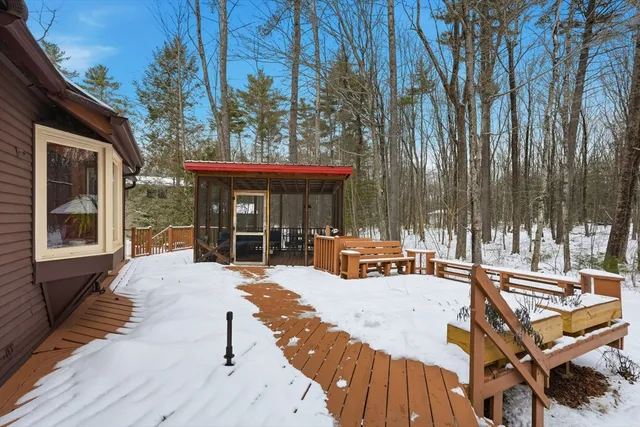 $640,000 | 60 Overlook Drive, Amherst, MA 01002