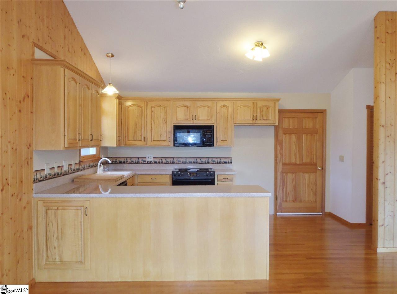 279 Jumping Branch Road Tamassee, SC 29686 - Photo 11 of 33 Gallery Image 11