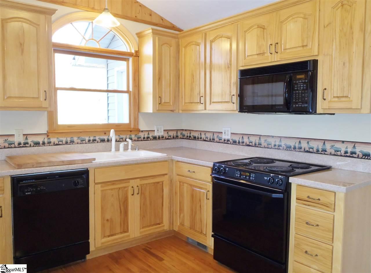 279 Jumping Branch Road Tamassee, SC 29686 - Photo 13 of 33 Gallery Image 13