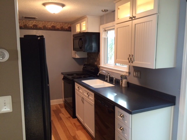12 C Cedarbrook Avenue Rochester, NH 03867 - Photo 3 of 17