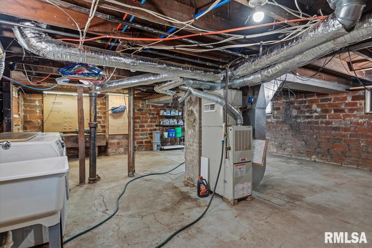 2617 Yale Boulevard Springfield, IL 62703 - Photo 19 of 26 Gallery Image 19