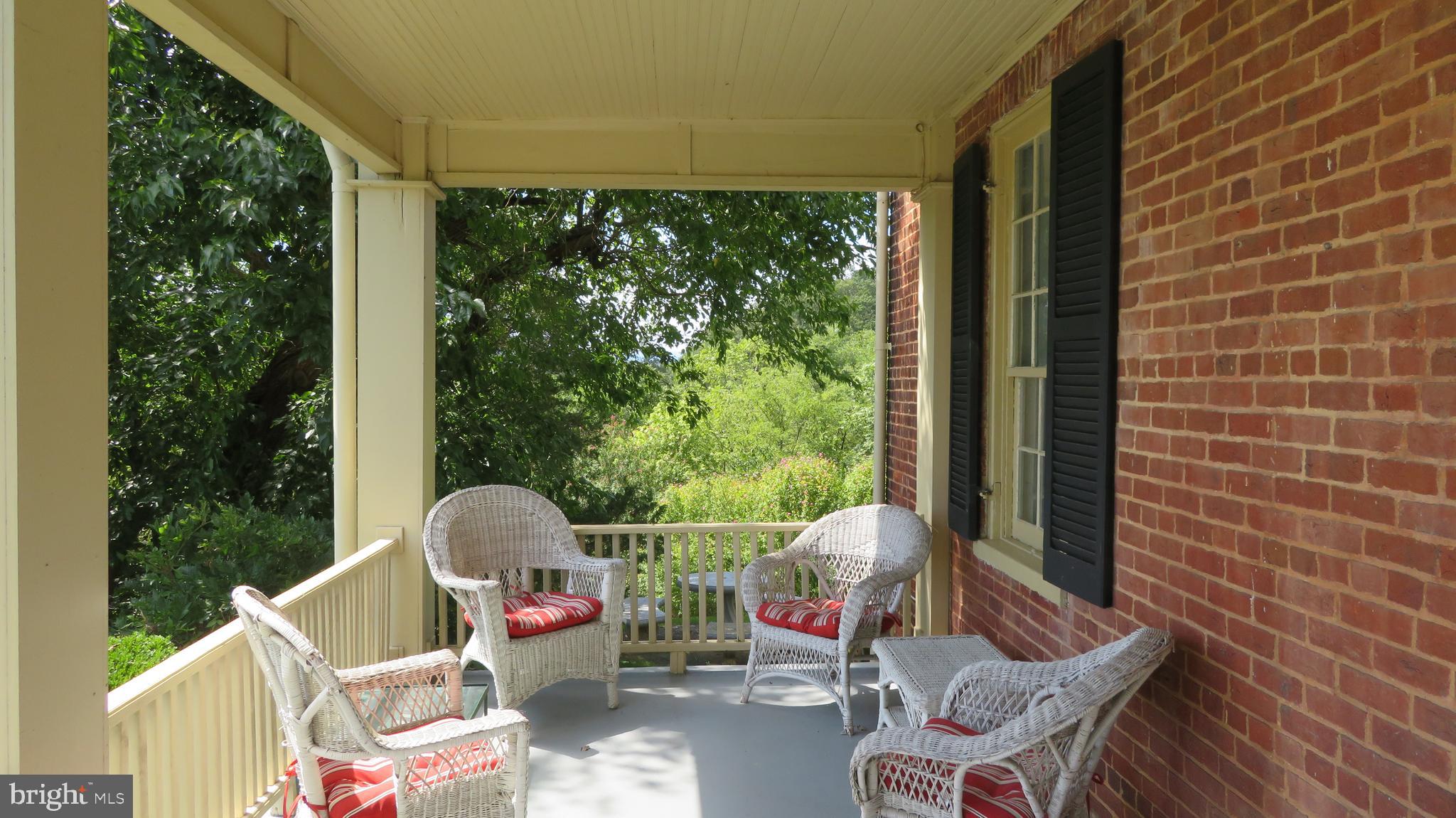 4142 Guard Hill Road Front Royal, VA 22630 - Photo 6 of 70 Veranda on the Main Level