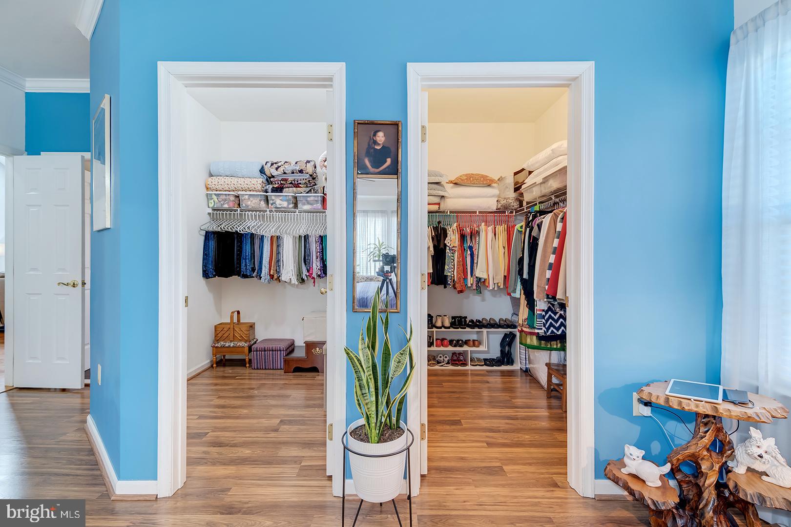 2 Michigan State Drive Newark, DE 19713 - Photo 27 of 65 a view of living room with furniture and wooden floor