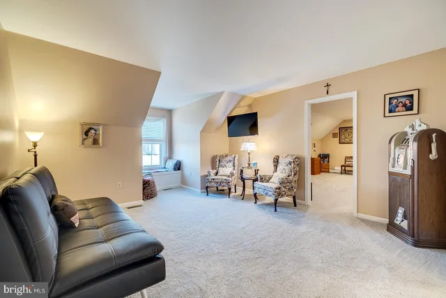 $660,000 | 2 Michigan State Drive, Newark, DE 19713