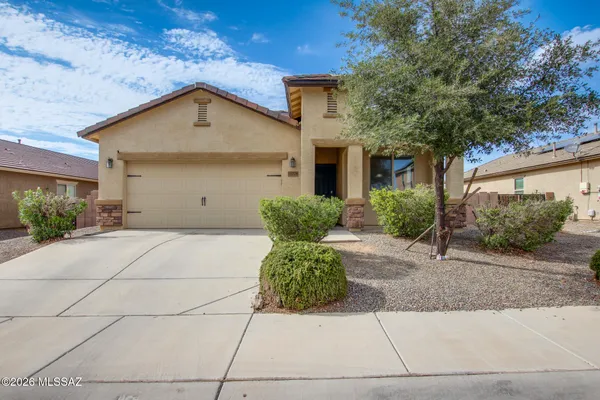 $335,000 | 11278 West Folsom Point Drive, Marana, AZ 85658
