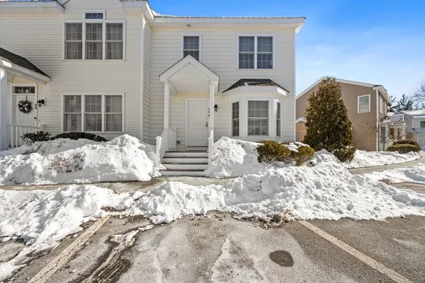 $3,300 | 90 Turtle Brook Road, Unit 90, Canton, MA 02021