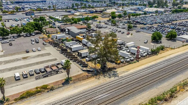 $715,000 | 15278 Boyle Avenue, Fontana, CA 92337