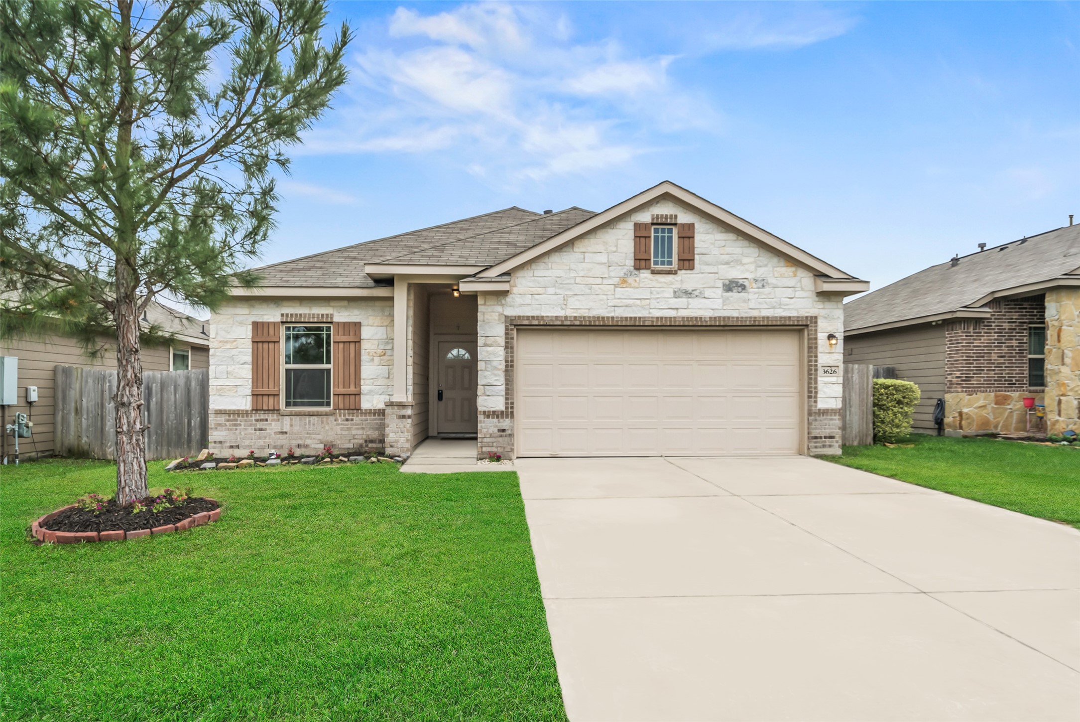 3626 Karissa Road Conroe, TX 77306 - Photo 4 of 34