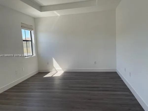 $3,400 | Hialeah, Hialeah, FL 33018