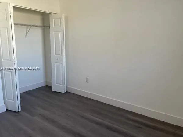 $3,400 | Hialeah, Hialeah, FL 33018