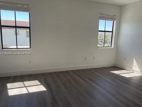 $3,400 | Hialeah, Hialeah, FL 33018