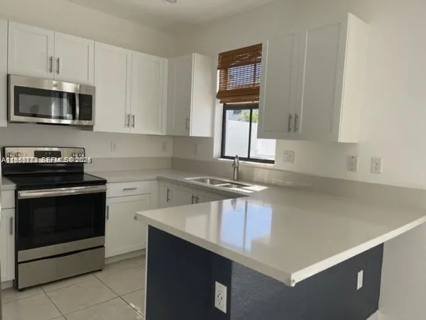 $3,400 | Hialeah, Hialeah, FL 33018