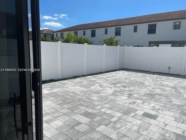 $3,400 | Hialeah, Hialeah, FL 33018