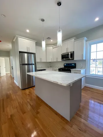 $3,050 | 20 Kenton Road, Unit 2, Boston, MA 02130