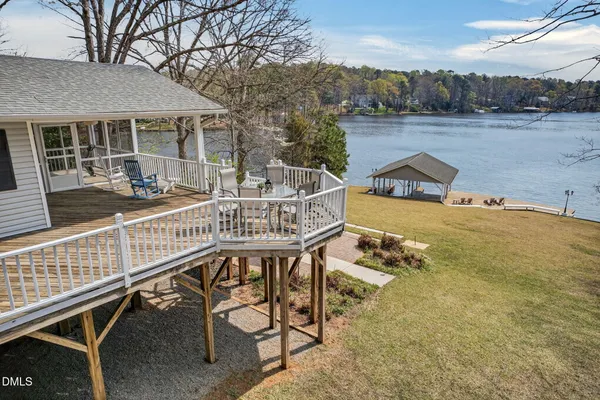 $489,999 | 104 Pontiac Cove, Louisburg, NC 27549