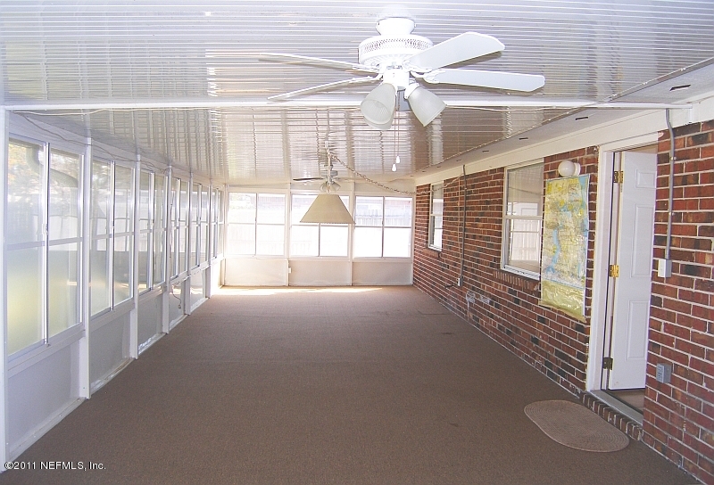 2211 Mareeba Road East Jacksonville, FL 32246 - Photo 4 of 10 Enclosed Patio