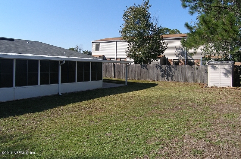 2211 Mareeba Road East Jacksonville, FL 32246 - Photo 7 of 10 Yard and Shed