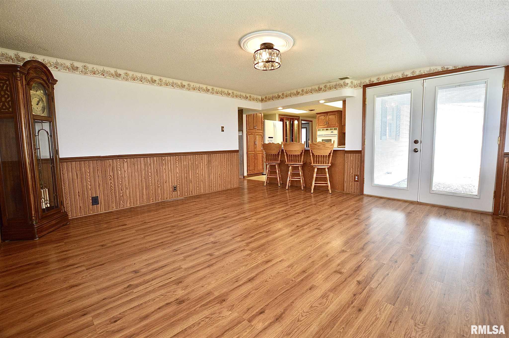2378 Hazlett Road Springfield, IL 62707 - Photo 17 of 39