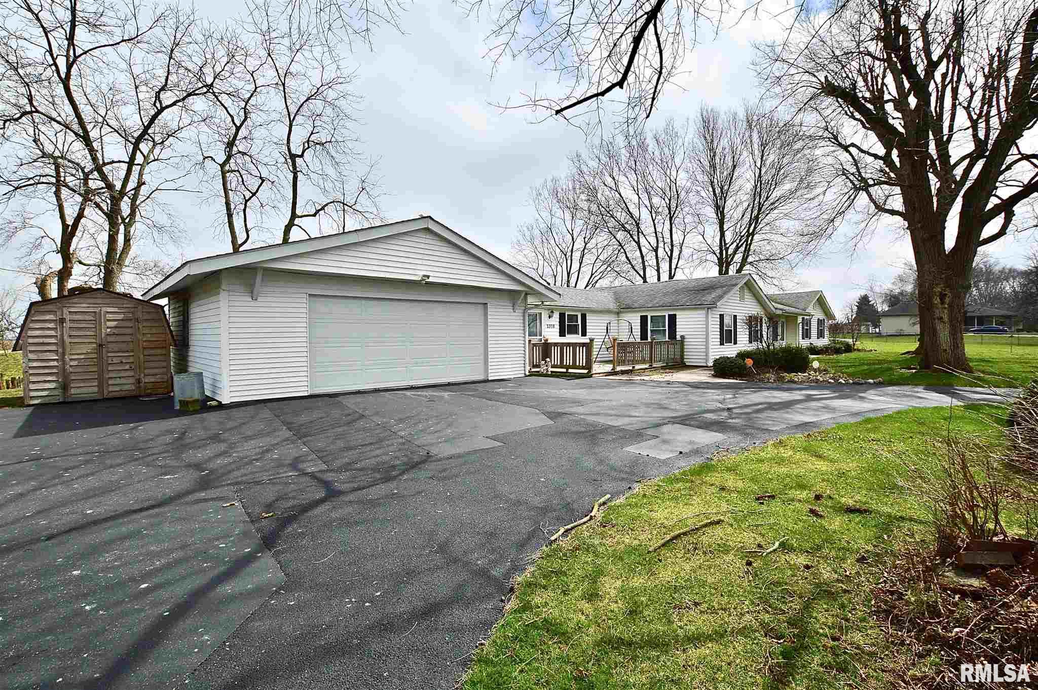 2378 Hazlett Road Springfield, IL 62707 - Photo 2 of 39