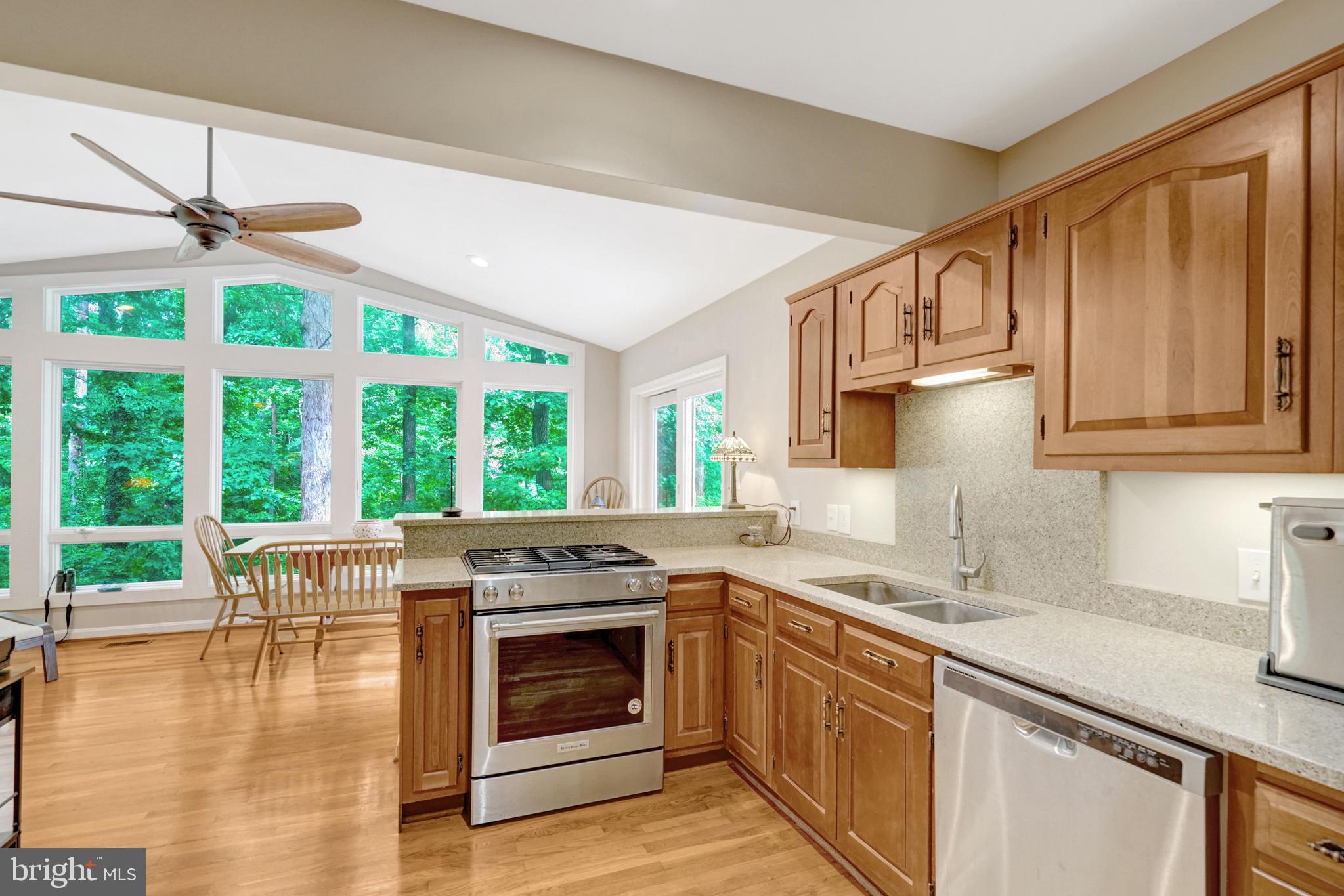 8640 Victoria Road Springfield, VA 22151 - Photo 40 of 75