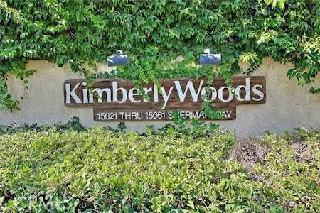 $450,000 | 15051 Sherman Way, Van Nuys, CA 91405