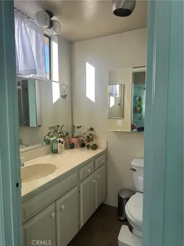 $480,000 | 15051 Sherman Way, Van Nuys, CA 91405