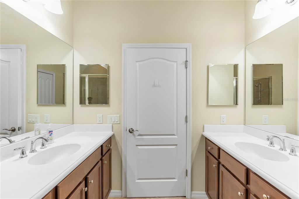 8141 Miramar Way, Unit 8141 Lakewood Ranch, FL 34202 - Photo 14 of 26