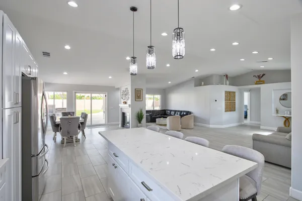 $699,000 | 81358 Avenida Blanca, Indio, CA 92201