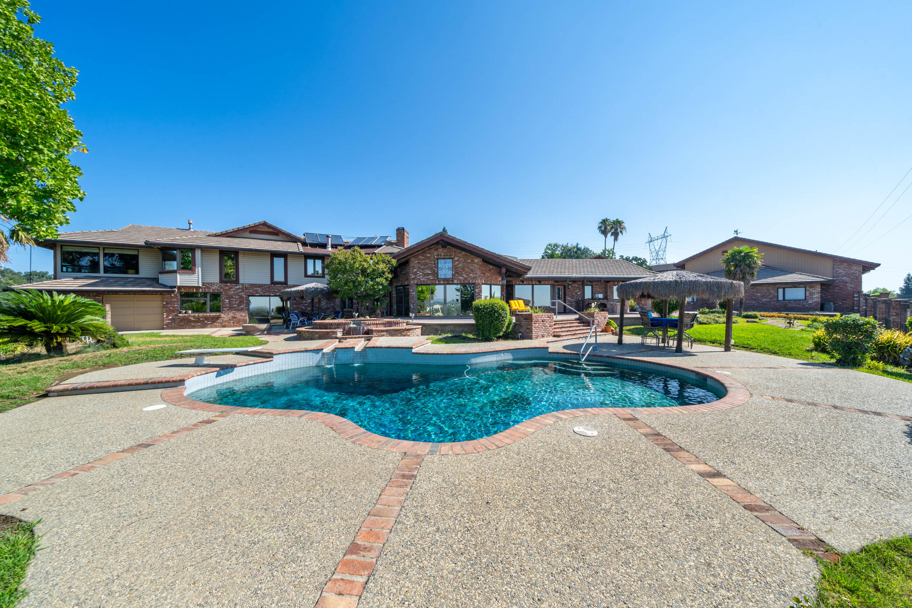 910 River Bend Road Redding, CA 96003 - Photo 16 of 92 910 River Bend Rd-22