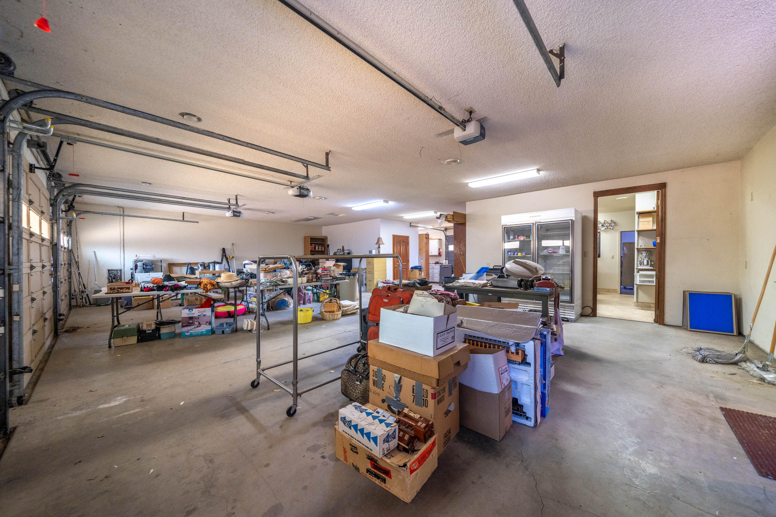 910 River Bend Road Redding, CA 96003 - Photo 83 of 92 a view of a garage with a table and chairs