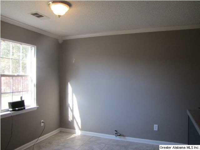 1620 Eastern Valley Road Bessemer, AL 35022 - Photo 7 of 8