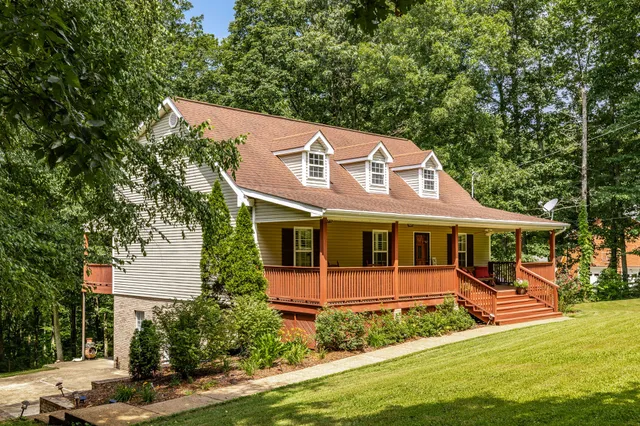 $669,900 | 1358 Old Charlotte Pike, Pegram, TN 37143