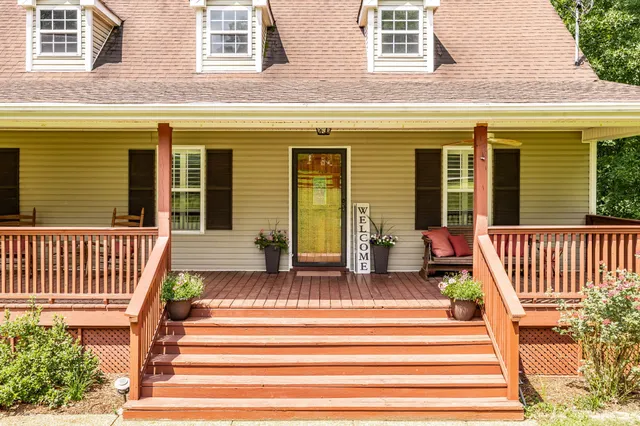 $669,900 | 1358 Old Charlotte Pike, Pegram, TN 37143