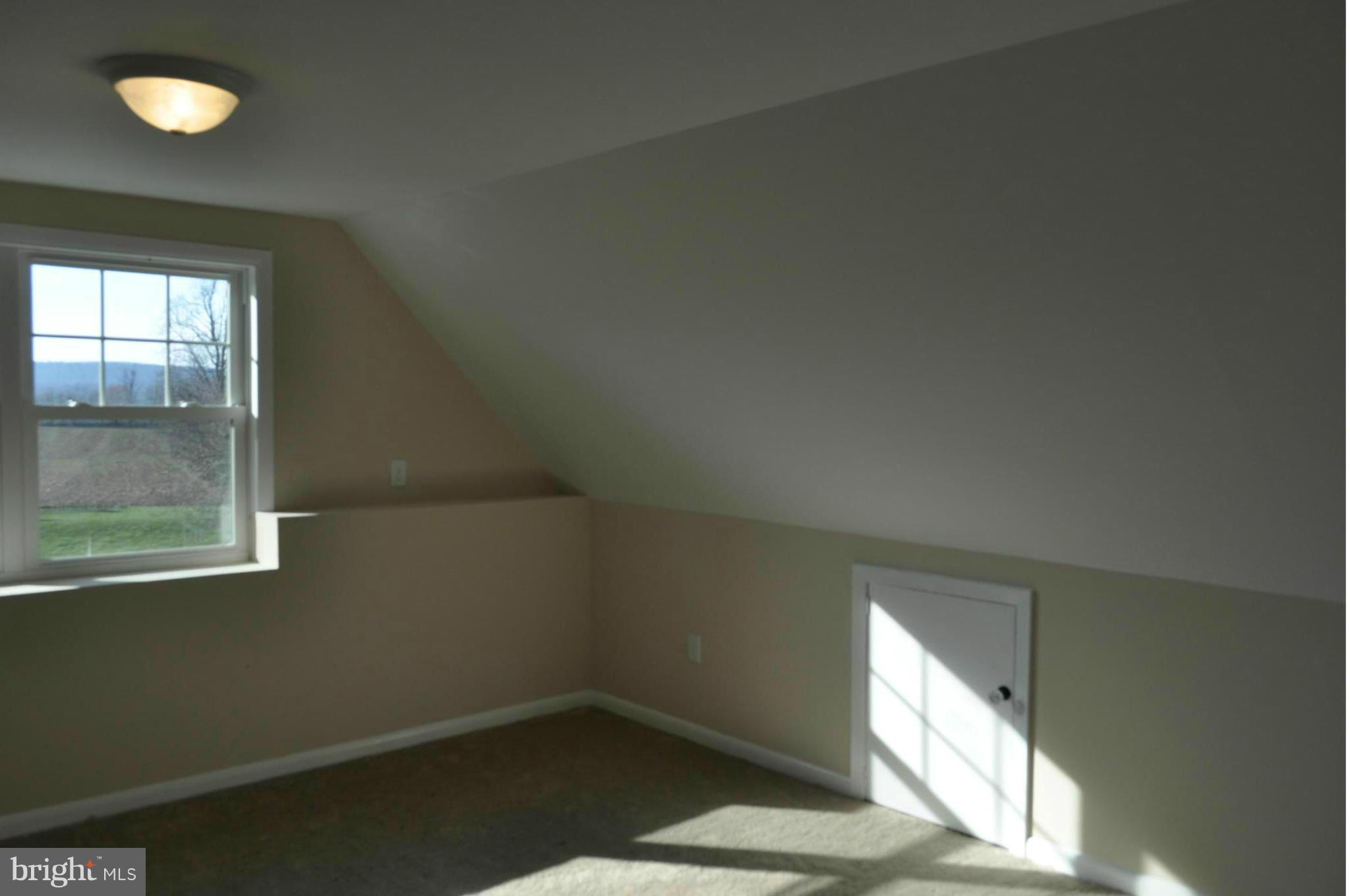 4149 Garfield Road Smithsburg, MD 21783 - Photo 23 of 30 Bedroom