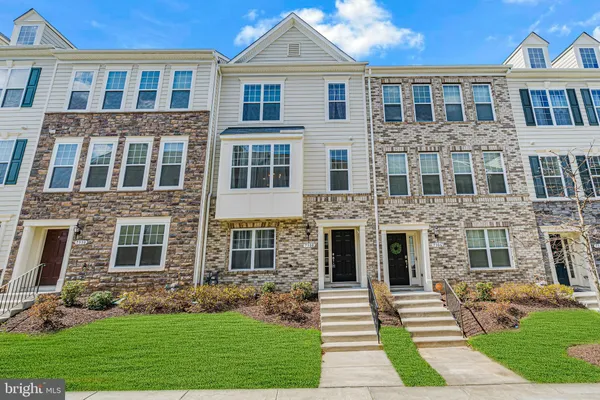 $476,500 | 7308 Wood Pond Circle, Lanham, MD 20706