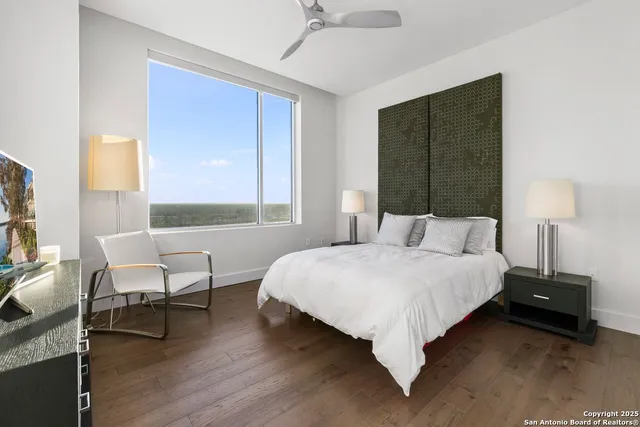 $681,000 | 610 East Market Street, Unit 2905, San Antonio, TX 78205