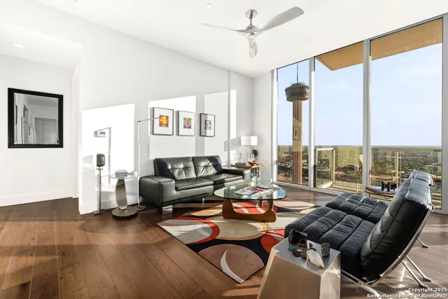 $681,000 | 610 East Market Street, Unit 2905, San Antonio, TX 78205