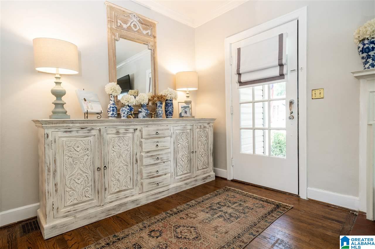 1209 Irving Road Birmingham, AL 35209 - Photo 3 of 41