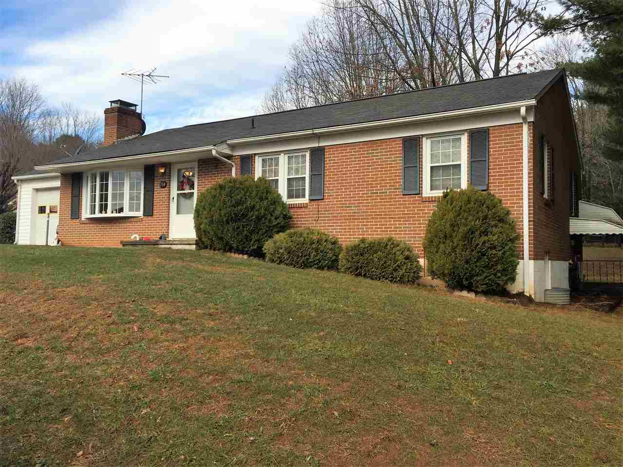 114 Boddington Road Staunton, VA 24401 - Photo 3 of 37 Gallery Image 3