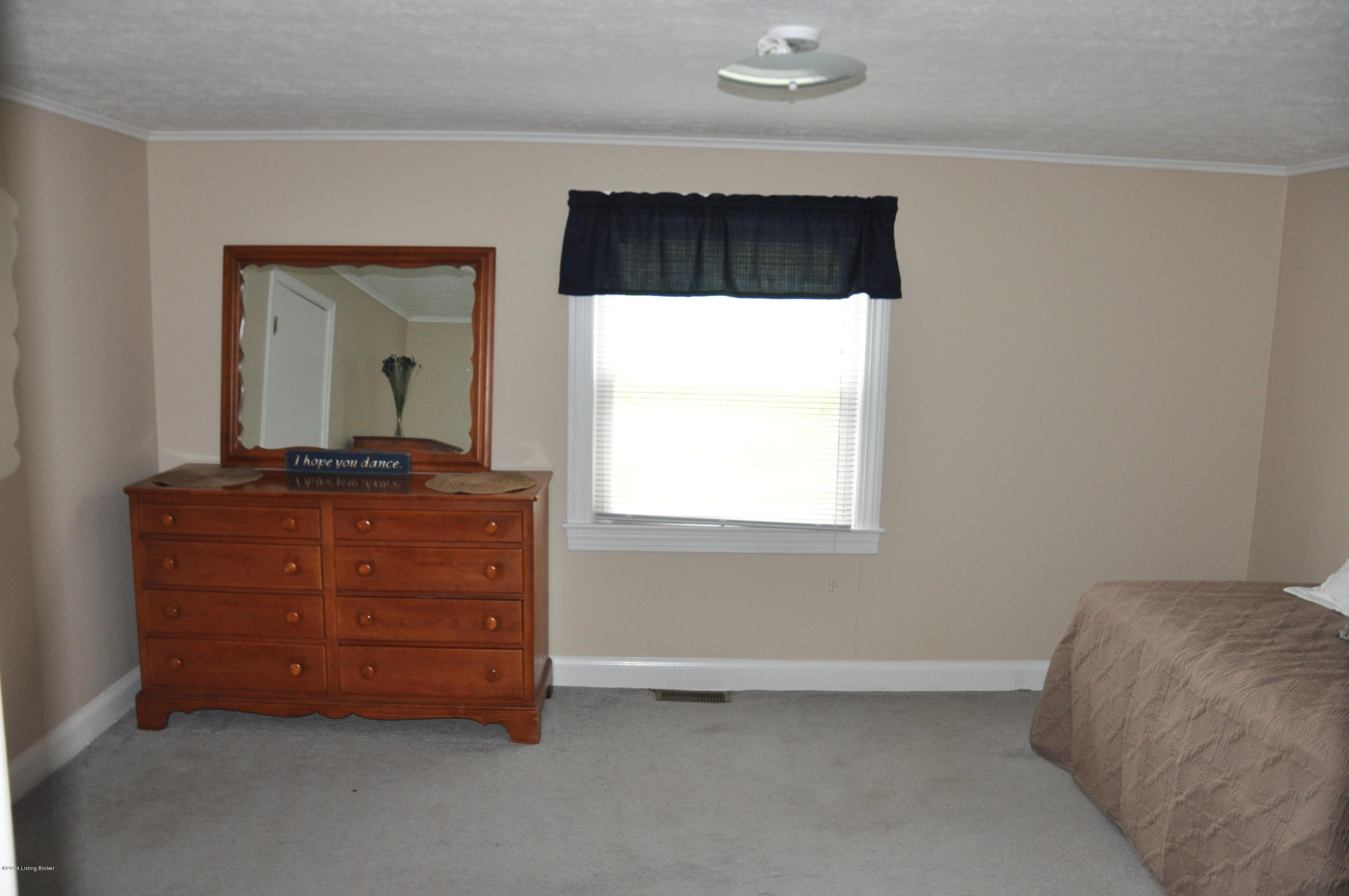 5608 Chenoweth Run Road Louisville, KY 40299 - Photo 11 of 21 DSC_1124