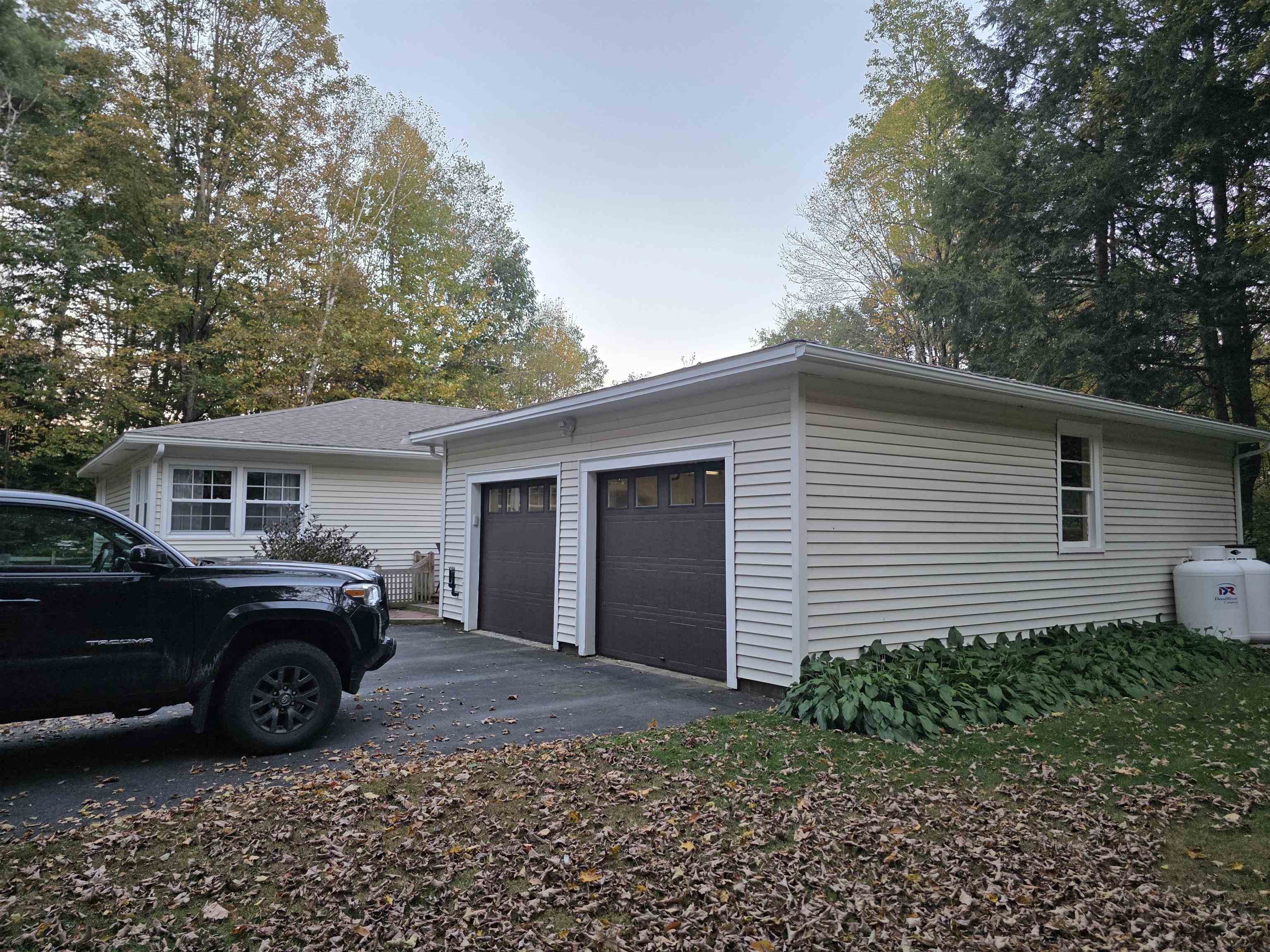 58 Morningside Drive Windsor, VT 05089 - Photo 2 of 28