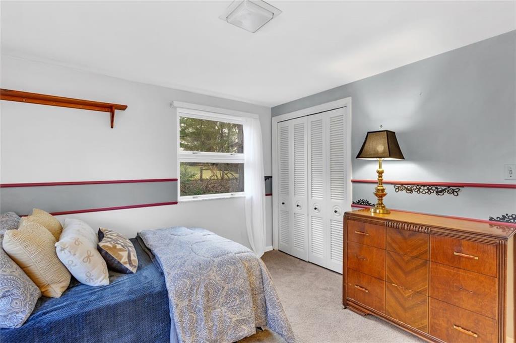 346 Churchill Road Pittsburgh, PA 15235 - Photo 25 of 40 a bedroom with a bed and a dresser