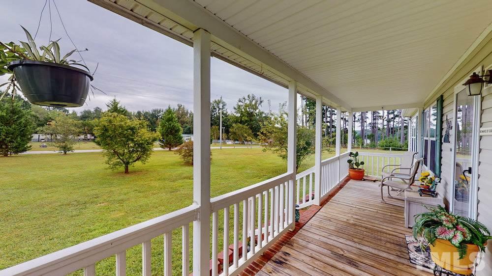 751 Byrd Road Selma, NC 27576 - Photo 3 of 27