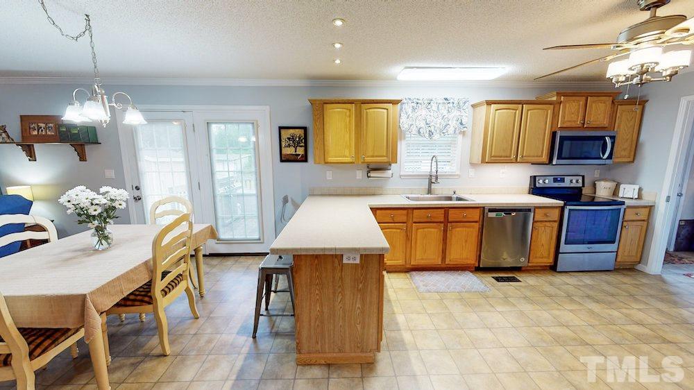 751 Byrd Road Selma, NC 27576 - Photo 7 of 27